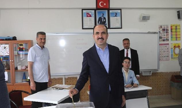Başkan Altay Cumhurbaşkanlığı İkinci Tur Seçimi İçin Oyunu Kullandı