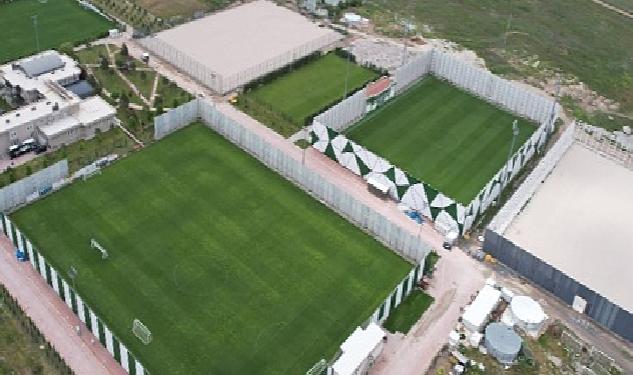 Başkan Altay: “Konyaspor’un Kayacık Tesislerine İki Çim Saha Kazandırıyoruz”