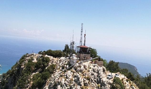 Çalış Tepesi’ne Türk bayrağı asıldı