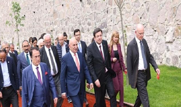 Deniz Baykal Parkı Keçiören’de Açıldı
