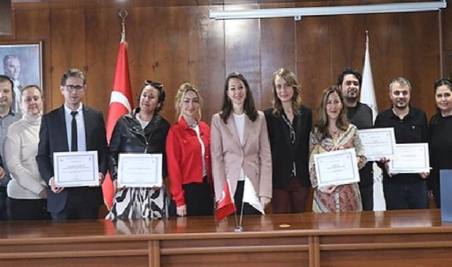 DEÜ’nün Mezun Kartı Yoğun Talep Görüyor