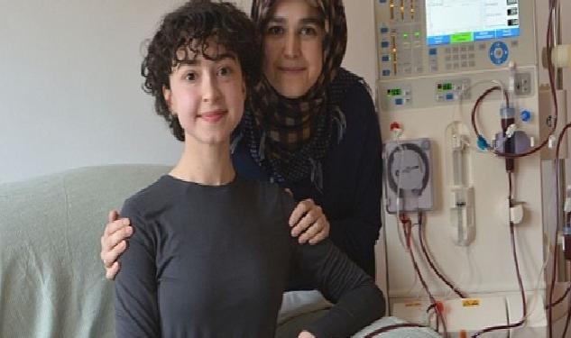 Egeli Munise’nin hayatı evde hemodiyaliz tedavisi ile değişti