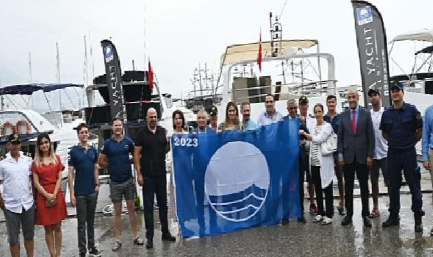 Kemer’de 4 tekneye mavi bayrak belgesi verildi