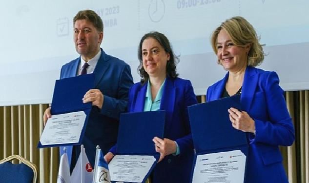 Türk Hava Yolları, Boeing ve İTÜ öncülüğünde Türkiye Sürdürülebilir Havacılık Platformu kurulması için imzalar atıldı