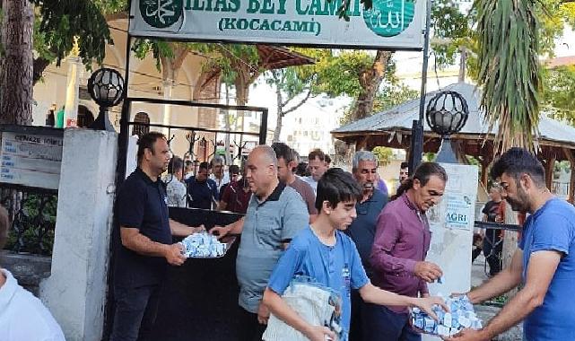 Aydın Büyükşehir Belediyesi vatandaşlarla bayramlaştı