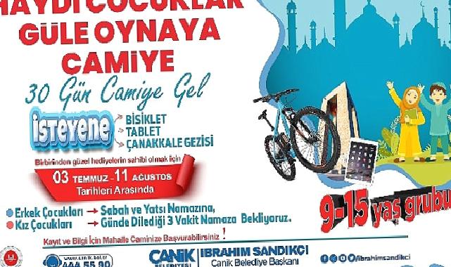 Canik’te Camiye Giden Çocuklar Birbirinden Güzel Hediyelerin Sahibi Olacak