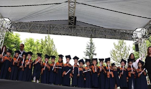 Çankaya Belediyesi Kreşleri Yeni Mezunlarını Verdi