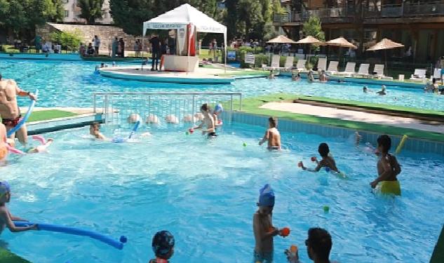 Geleceğin Yüzücüleri Efes Selçuk’ta Yetişecek