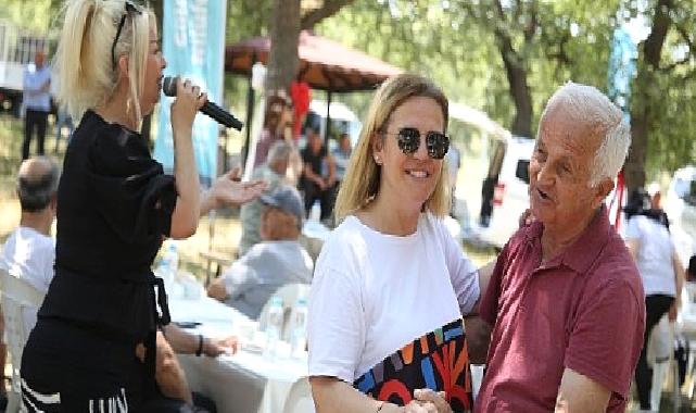 Güle oynaya yaza Merhaba
