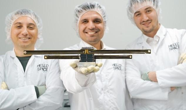 Hello Space’in ilk test cep uydusu ‘İstanbul’ SpaceX Transporter-8 ile uzaya fırlatıldı