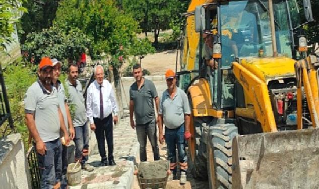 Karabağlar’da kaldırımlar yenileniyor