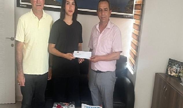 Kemer Belediyesi’nden sporculara ulaşım desteği