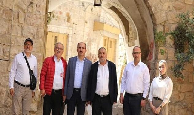 Konya Büyükşehir Filistinli Ailenin İsrail Tarafından Yıkılan Evini Yeniden İnşa Edecek