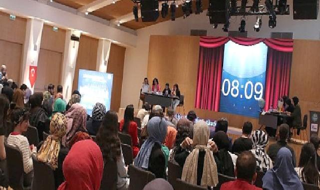 Lise Medeniyet Akademileri Münazara Yarışmasında Öğrenciler Kıyasıya Yarıştı