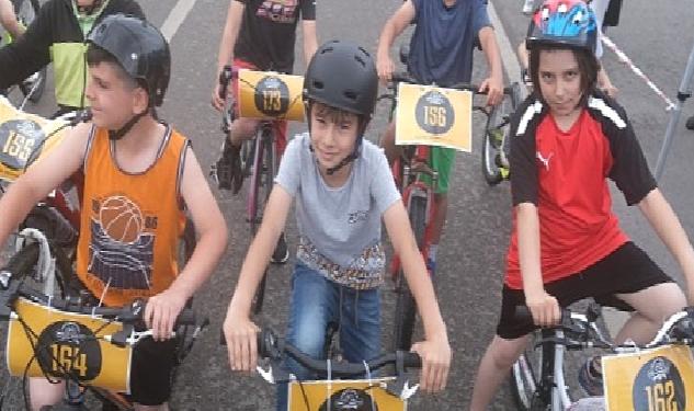 Minik ve genç pedallar Sekapark’ta çevrildi