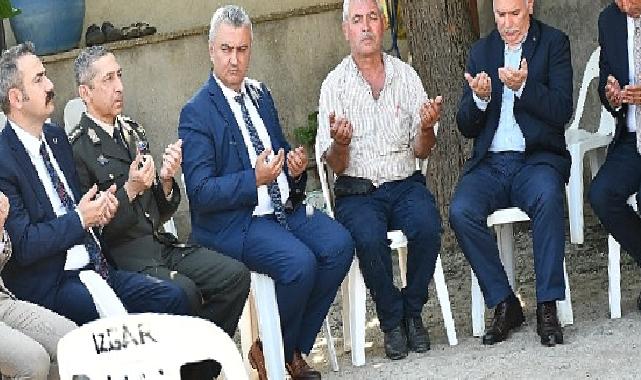 Tekirdağ Valisi Sayın Aziz Yıldırım’ın katılımıyla Malkara’da Bayramlaşma Programı gerçekleştirildi