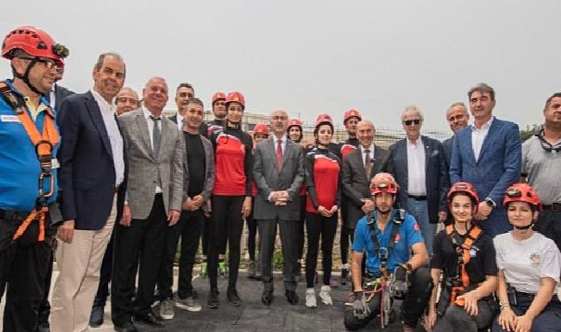 Tunç Soyer: “Sanayi tesislerimizin güvenliğini teminat altına alıyoruz”