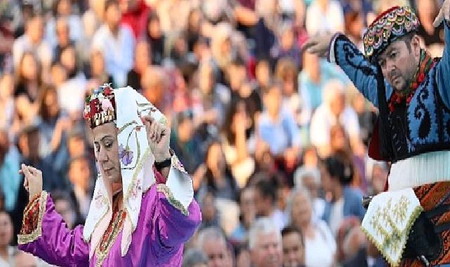 Uluslararası Bergama Kermes Festivali’ne muhteşem açılış