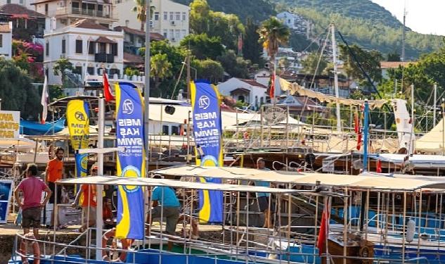 Yunanistan’dan Türkiye’ye 2 kıta ve 2 ülke arasında düzenlenen dünyanın en güzel yüzme yarışı