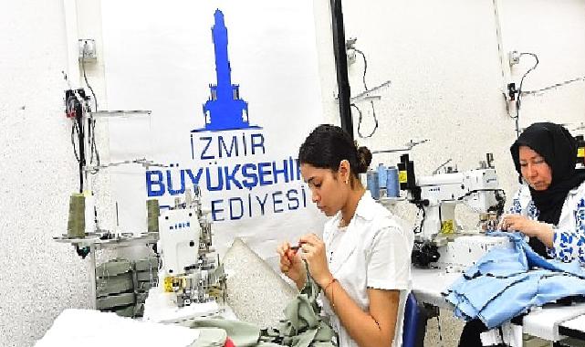 Altın İğne Projesi’yle kadınlar iş hayatına emin adım atıyor