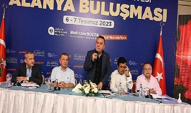 Başkan Böcek Alanya’da