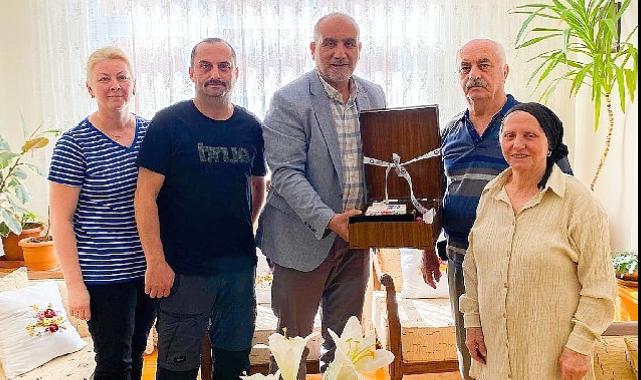 Başkan Sandıkçı Hacıları Ziyaret Etti