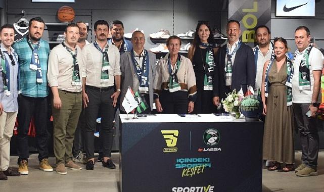 Darüşşafaka Spor Kulübü, iki yıl boyunca Sportive markalı formalarla sahada olacak.