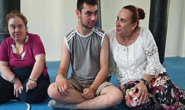 Engelli bireyler sosyal hayata adapte oluyor