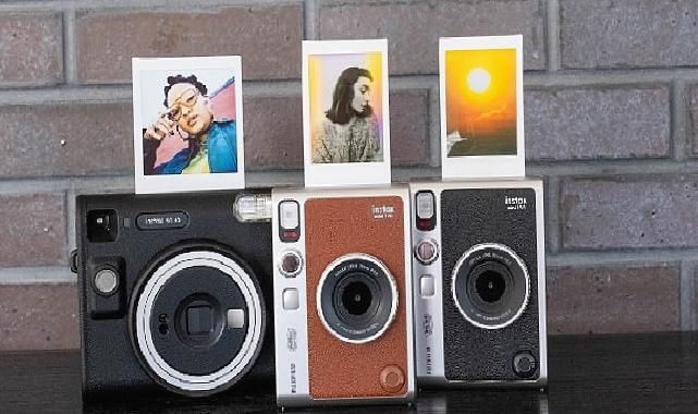 FUJIFILM instax mini Evo’nun yeni rengi: “Evo Brown”