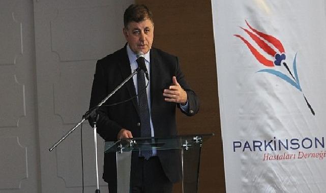 Karşıyaka Belediyesi’nin kursları hayatabağlıyor