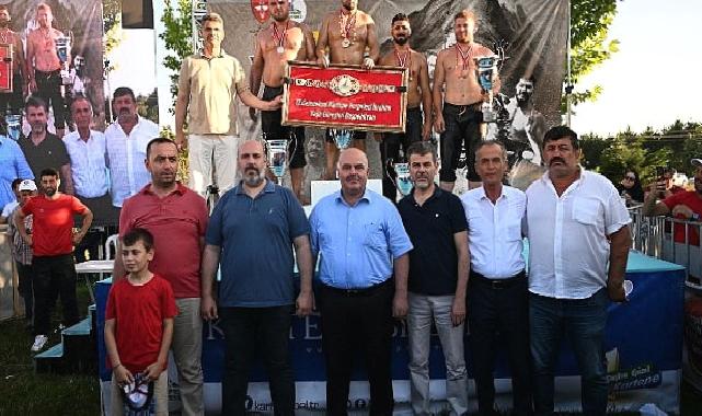 Kartepe’de Başpehlivan Zeybek