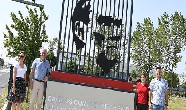 Lüleburgaz’da 100’üncü yıla özel kent girişi