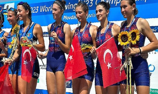 Milli kürekçilerden 1 gümüş 1 bronz madalya 