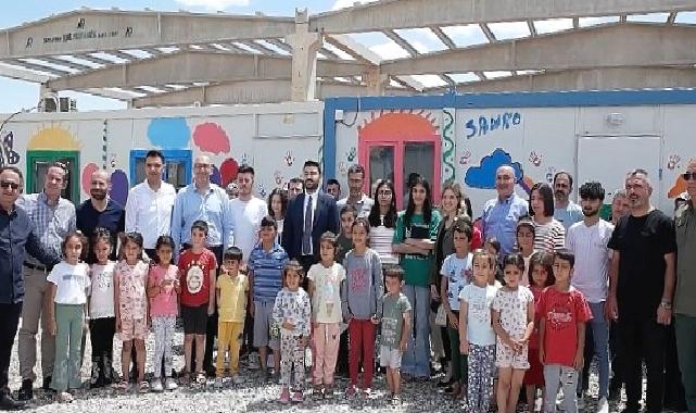 Sanko Holding deprem bölgesindeki öğrencilere 5 bin adet tablet bağışladı