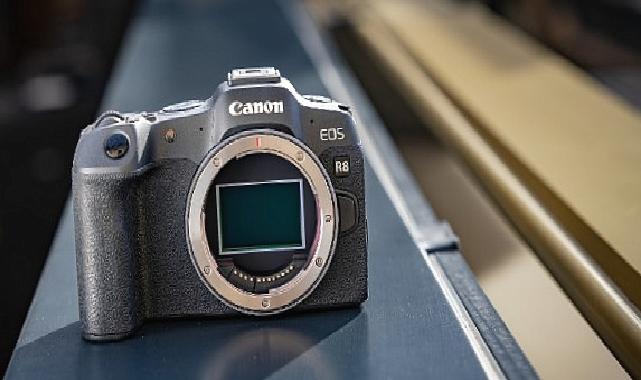 Yaz akşamlarında dolunayın benzersiz güzelliğini Canon ile yakalayın