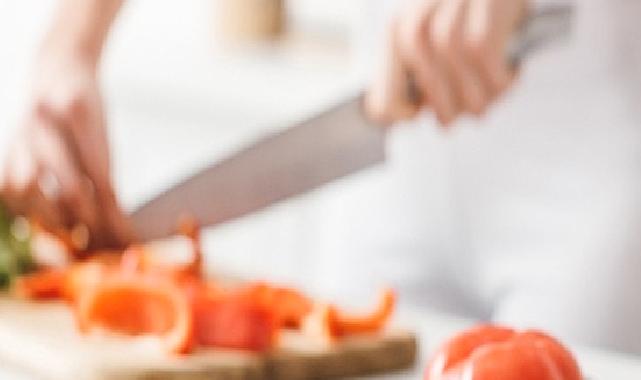 Yazın kavurucu sıcaklarında 8 beslenme önerisi