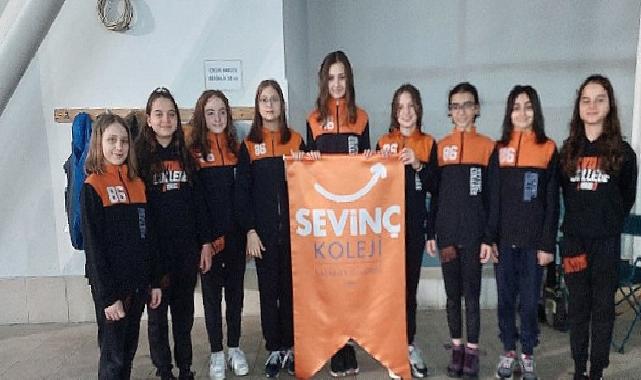 Yüzmede Yeni Yıldızlar Yükseliyor: Gençler Türkiye Şampiyonası’nda İlk 10’da!