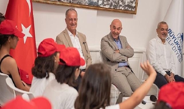 Adıyamanlı depremzede çocuklardan Başkan Soyer’e teşekkür