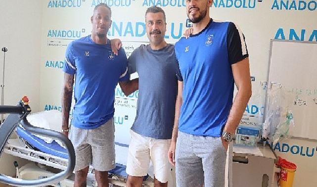 Anadolu Efes Başantrenörü Erdem Can ile Will Clyburn ve Ante Zizic, sağlık kontrolünden geçti