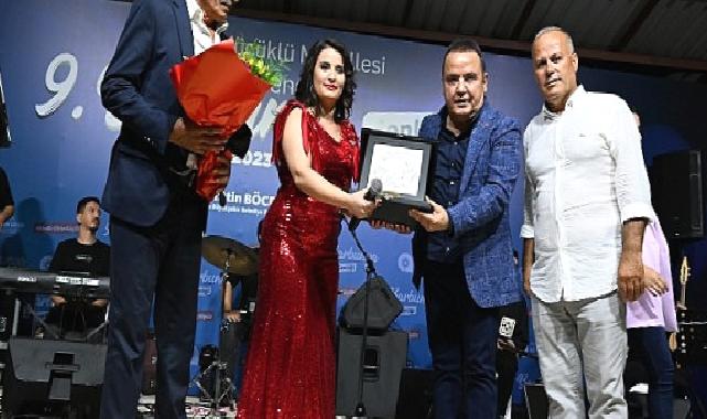 Antalya Büyükşehir Belediye Başkanı Muhittin Böcek Küçüklü Mahallesi 9. Barbunya Şenliği’ne katıldı