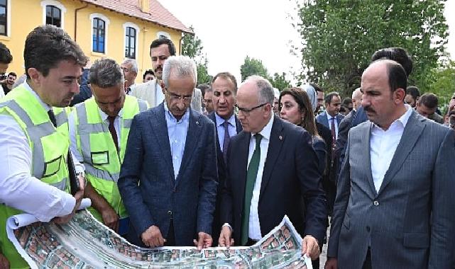 Bakan Uraloğlu: “Konya Büyükşehir ile İş Birliğimizin Tüm Şehirlere Örnek Olmasını Diliyorum”