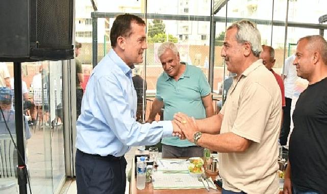 Başkan Abdullah Özyiğit, mahalle muhtarlarıyla bir araya geldi