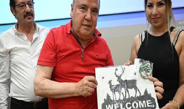Başkan Böcek Antalya Kanaat Önderleri Platformu’nu ağırladı