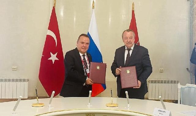 Başkan Böcek Moskova’da işbirliği protokolü imzaladı