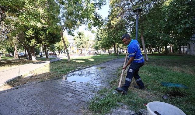Buca’nın nefes alanları vandalların hedefinde