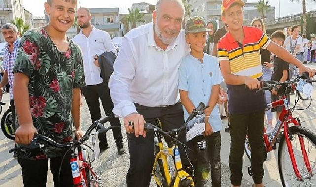 Canik’te Çocuklar Hediyelerine Kavuşuyor