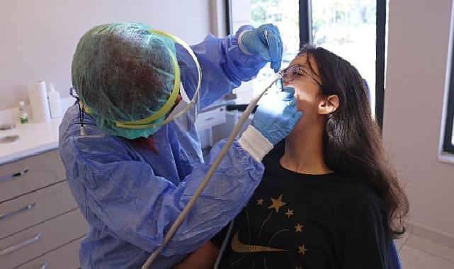 Çankaya Belediyesi, semtlerde bulunan poliklinikleriyle her yıl binlerce vatandaşa ağız ve diş sağlığı hizmetini ücretsiz olarak veriyor