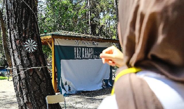 Depremzede gençler Büyükşehir Gençlik Kampı’nda moral depoluyor