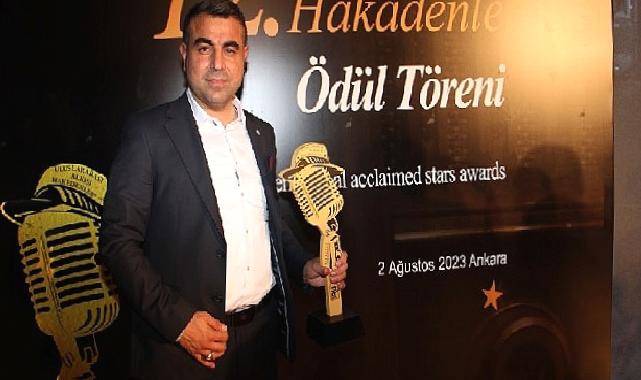 Erkan Çam’a Alkışı Hakedenler Ödülü