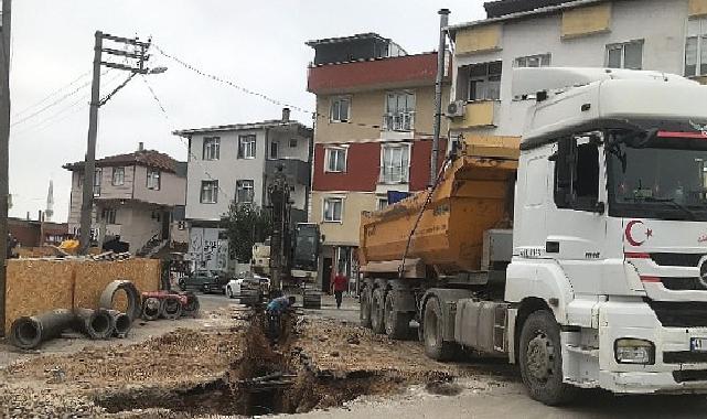 Gebze’de başlatılan altyapı çalışmaları gece gündüz demeden devam ediyor